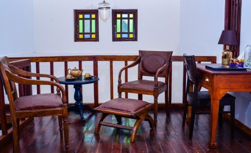 Headman House Antique Villa - A Seaside Royal Stay Аханґама Екстер'єр фото