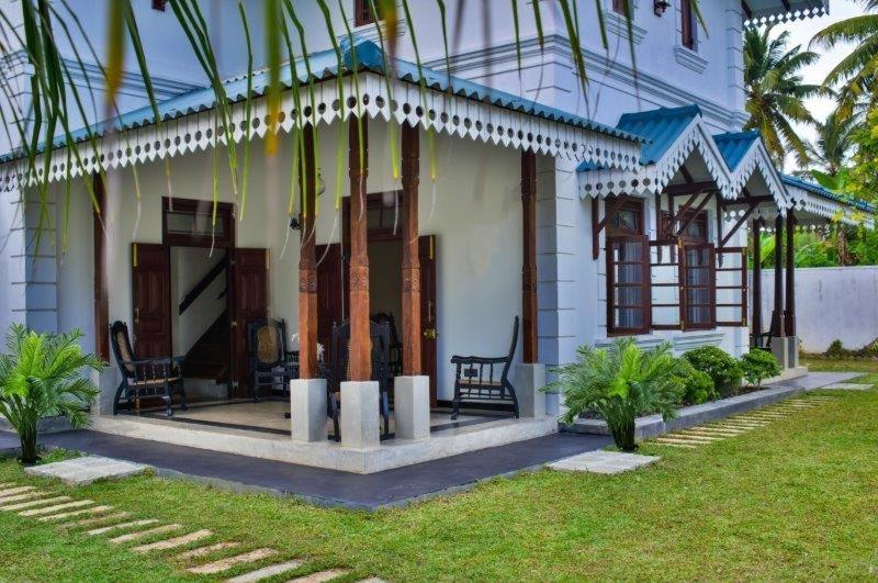 Headman House Antique Villa - A Seaside Royal Stay Аханґама Екстер'єр фото