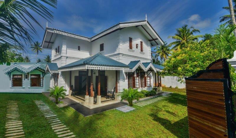 Headman House Antique Villa - A Seaside Royal Stay Аханґама Екстер'єр фото